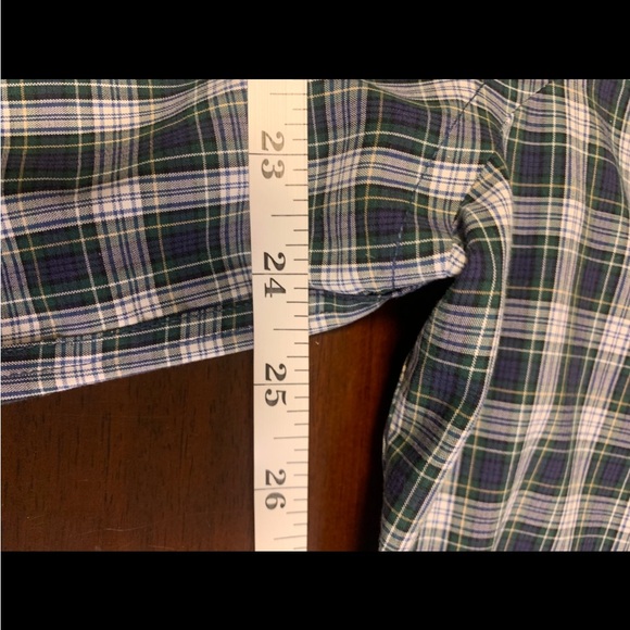 L.L. Bean Wrinkle Resistant Plaid Button Down Shirt Size L- Reg - Picture 7 of 8